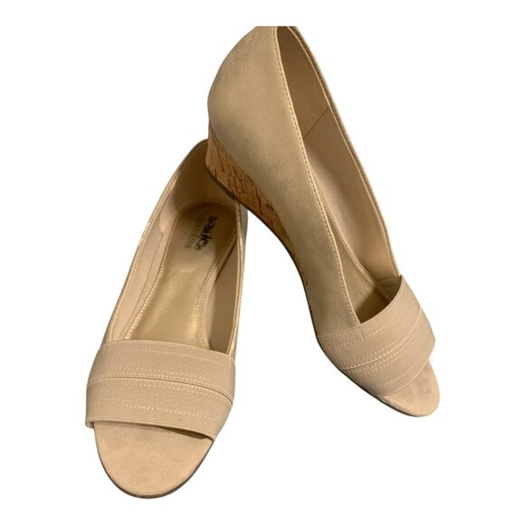Coach and Four - Beige Formal Women's Wedges with a Gold Tint - Size 10 - Picture 1 of 5